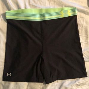 Under Armour spandex shorts, large